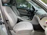 Photo 10 - Mercedes-Benz E-Class