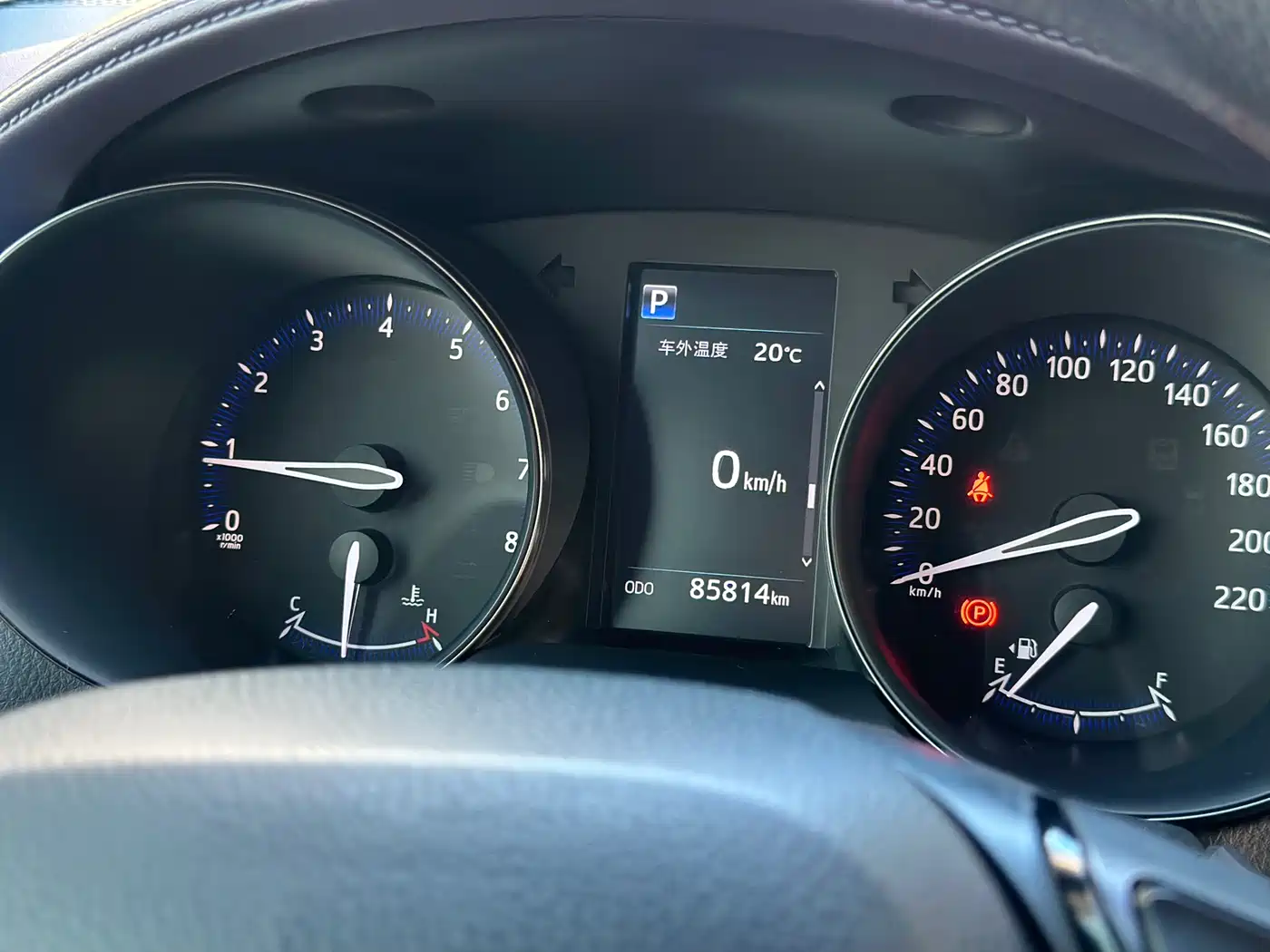 Toyota C-HR 2020 Model 2.0L Leading фото 13