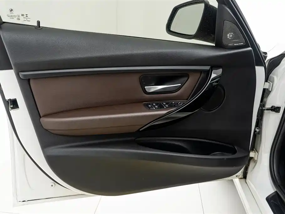 BMW 3 Series 2019 320Li Fashion Type фото 18