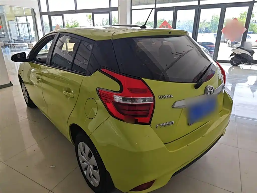 Toyota YARiS L Zhi Xuan 2016 Facelift 1.5E CVT Charming Edition фото 5