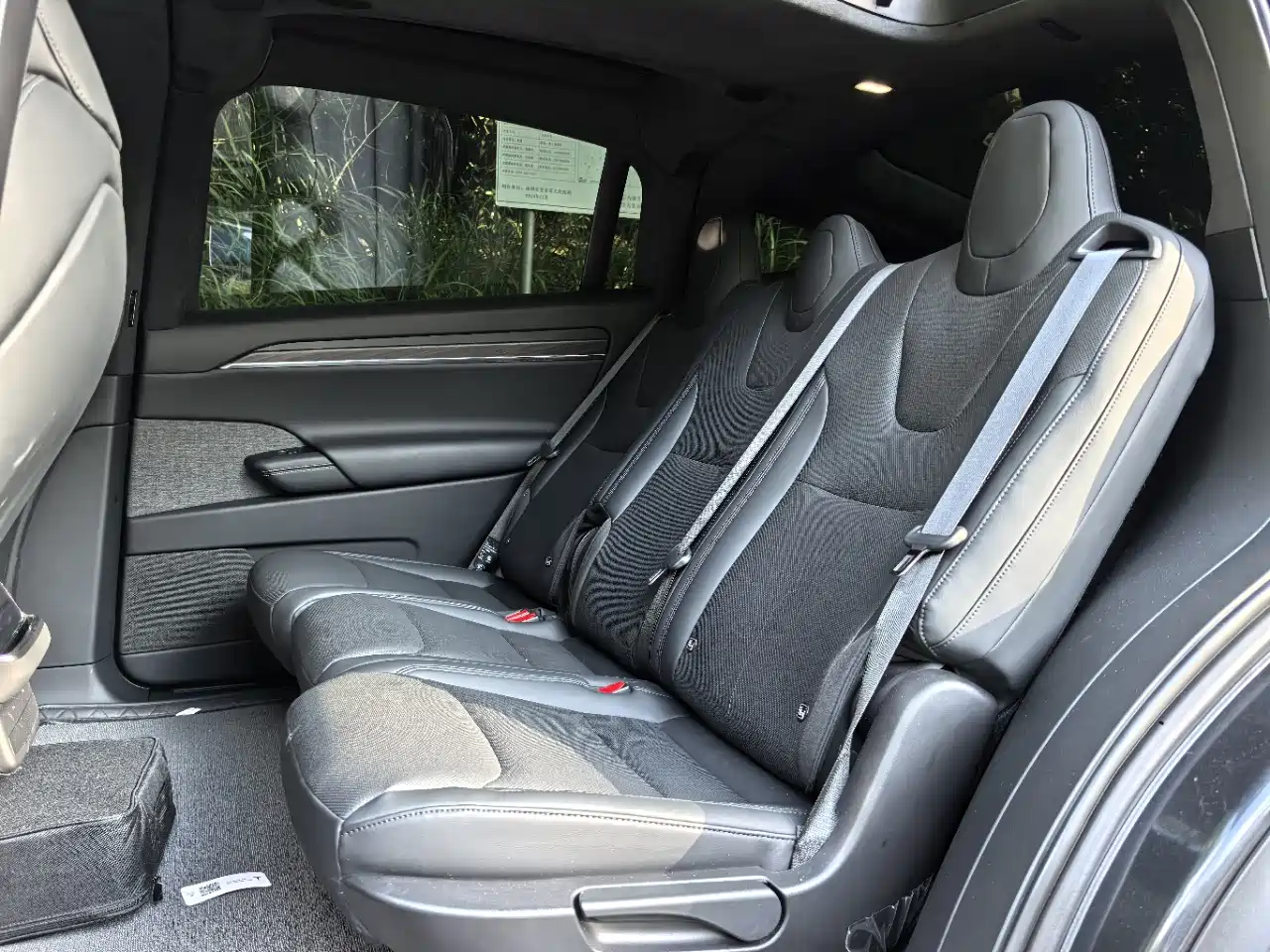 Photo 8 - Tesla Model X