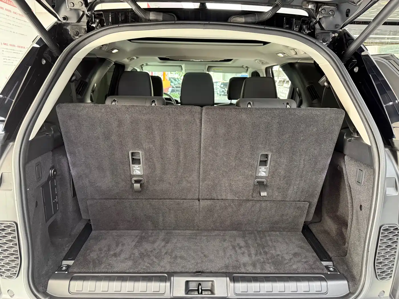 Land Rover Discovery 2020 3.0 SC V6 30th Anniversary Special Edition фото 23