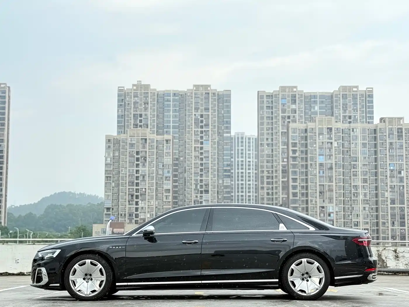 Фото 15 - Audi A8