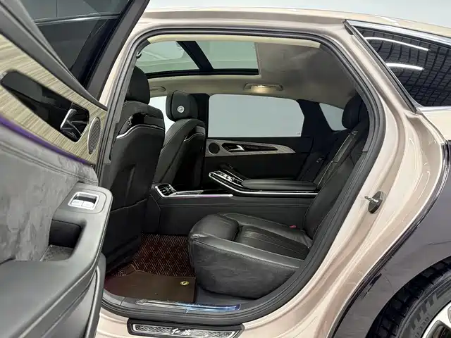 Hongqi H9 2020 3.0T Smart Connect Flagship 4-Seater фото 11