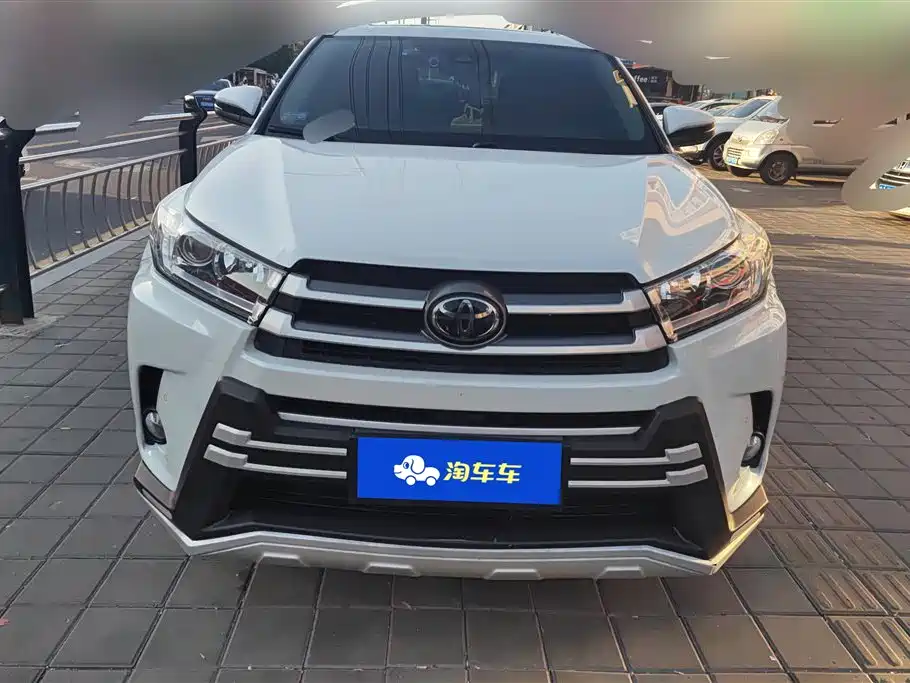 Toyota Highlander 2021 2.0T AWD Luxury 7-Seater фото 2