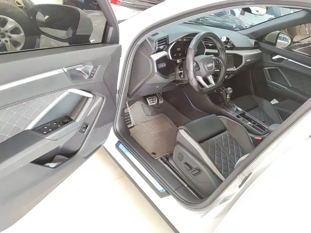 Audi Q3 2025 2025 quattro 45th Anniversary Edition 40TFSI Fashion Dynamic