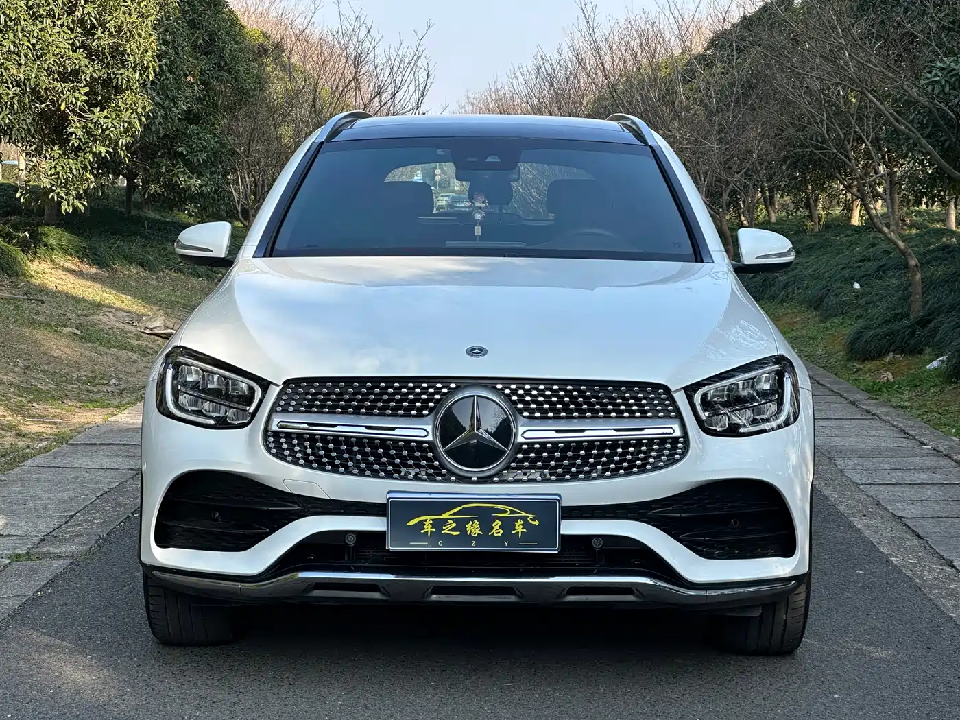 Mercedes-Benz GLC 2020 Facelift GLC 300 L 4MATIC Dynamic фото 2