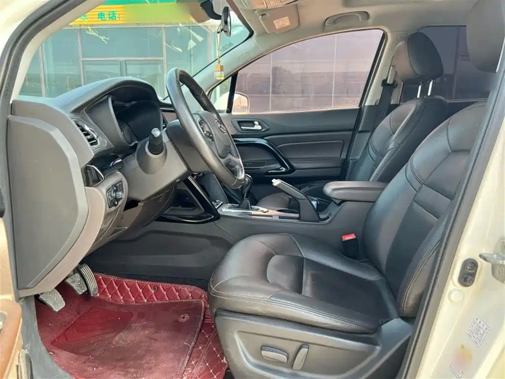 GAC Trumpchi Trumpchi GS4 2017 235T Manual 2WD Luxury фото 14
