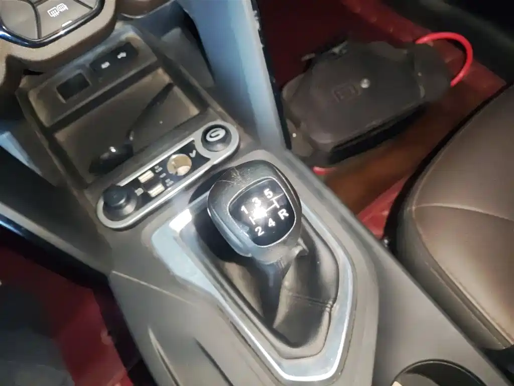 GAC Trumpchi Trumpchi GS4 2017 235T Manual 2WD Luxury фото 6