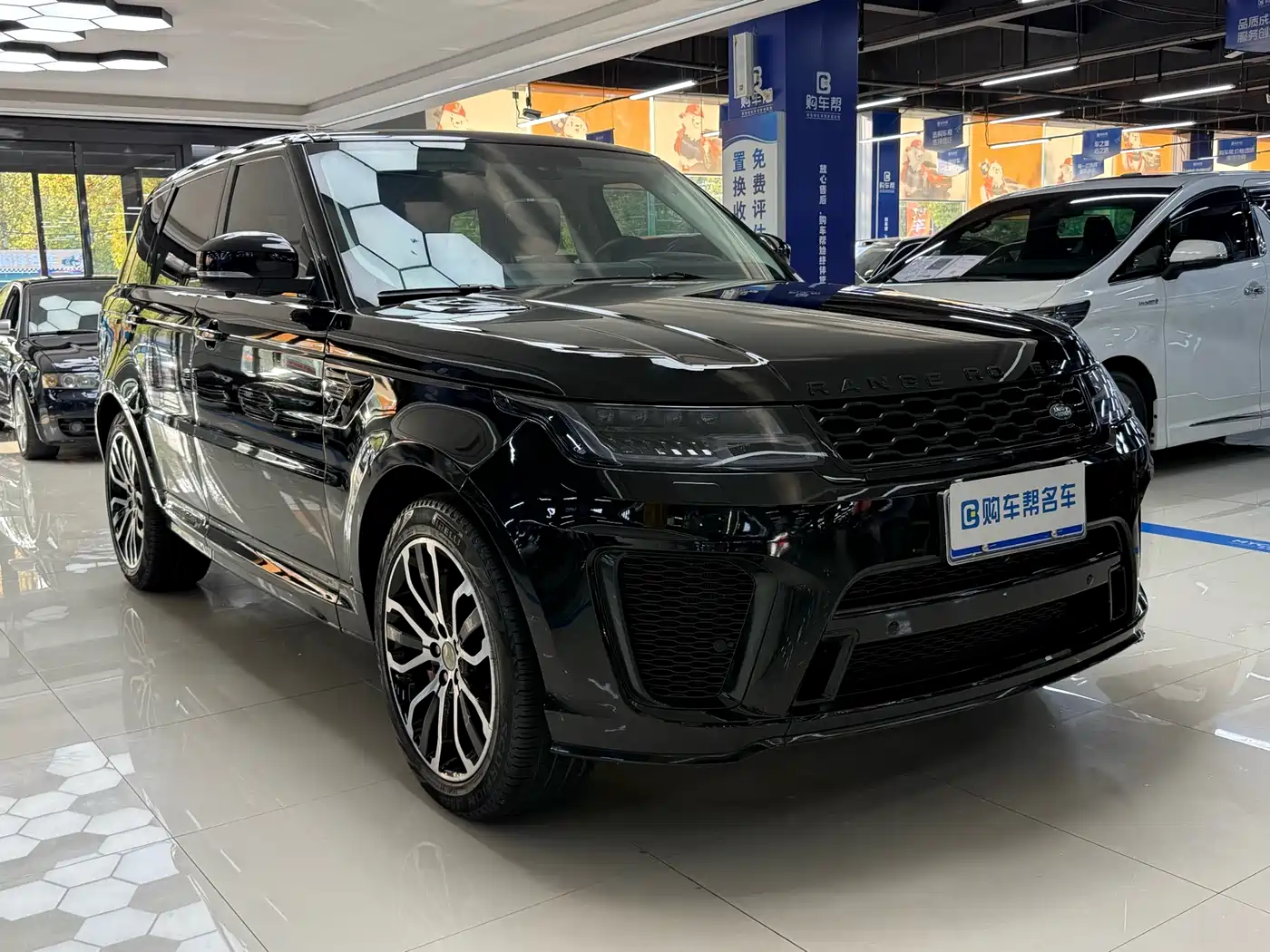 Land Rover Range Rover Sport 2014 3.0 SC V6 Trendsetting Genesis Edition фото 3