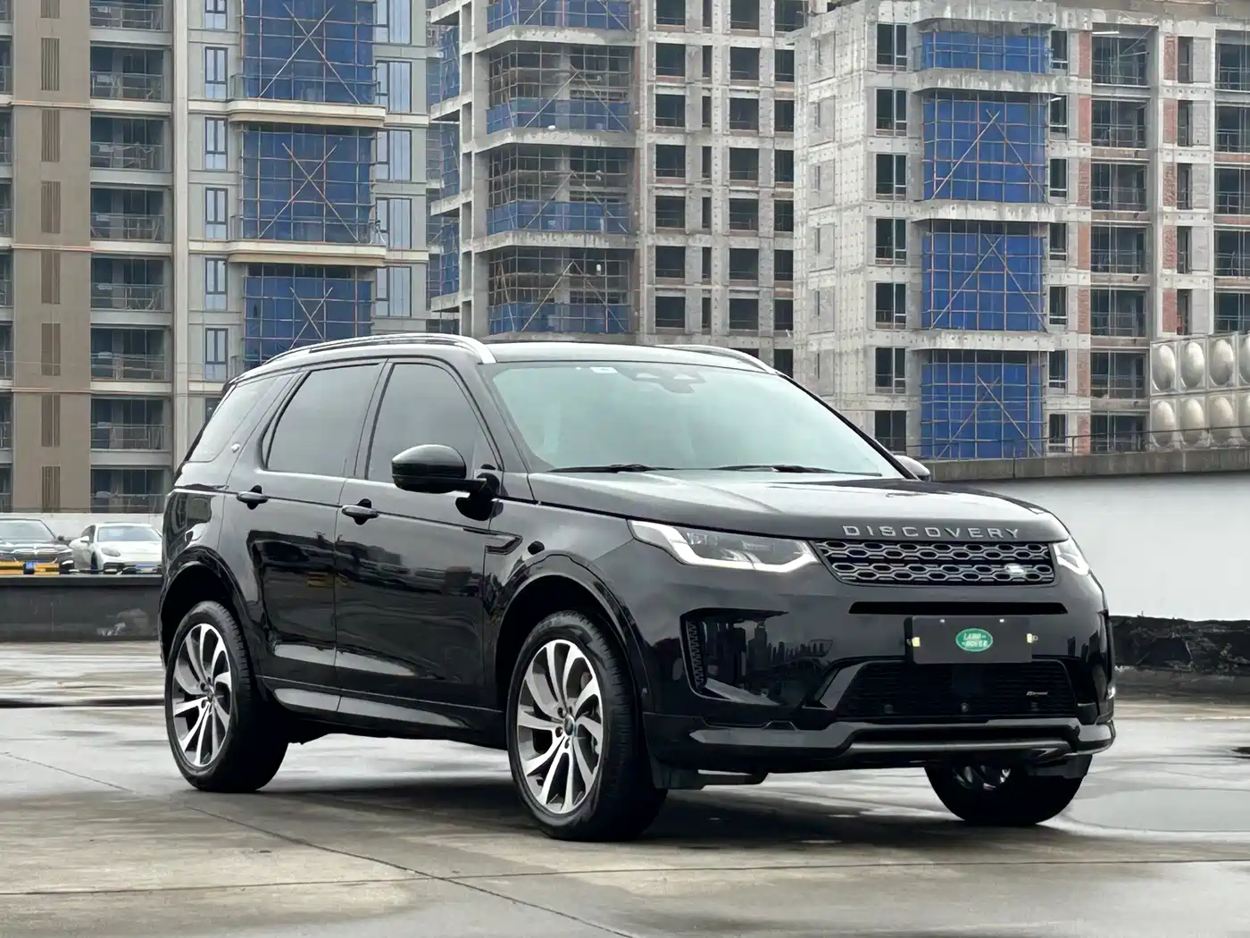 Land Rover Discovery Sport 2023 249PS R-Dynamic S Performance Version фото 3