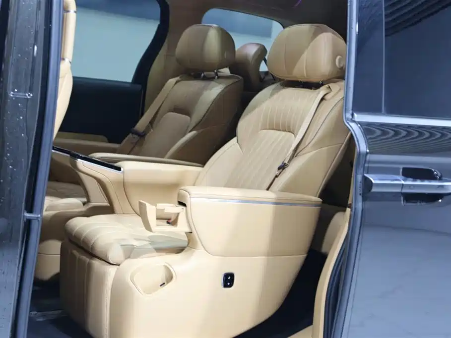 Voyah Auto Voyah Dreamer 2025 PHEV AWD Flagship Kunpeng Edition фото 15