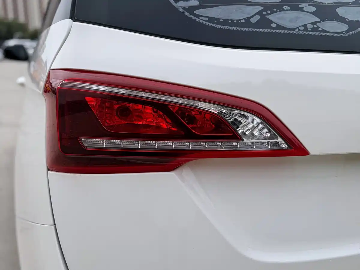 Baojun 730 2019 2019 1.5T CVT Fashion Edition 7-Seater China VI
