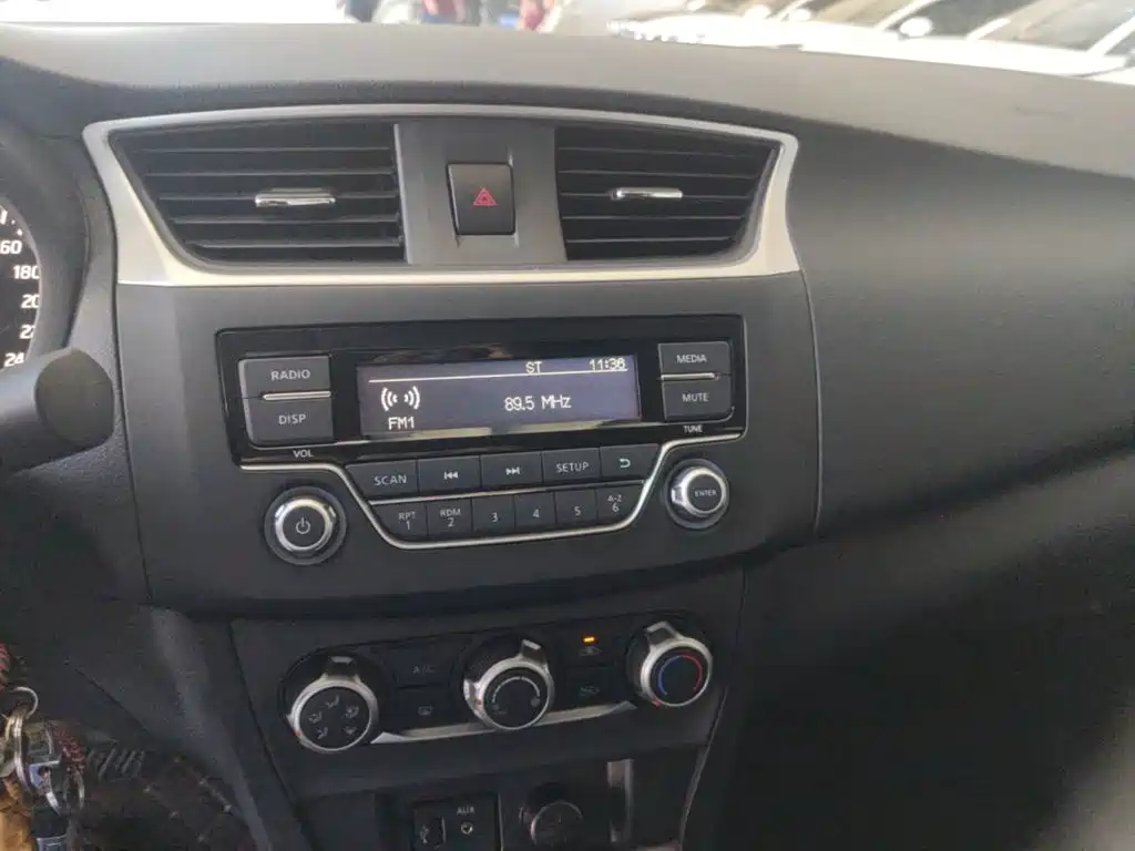 Nissan SYLPHY, миниатюра 9