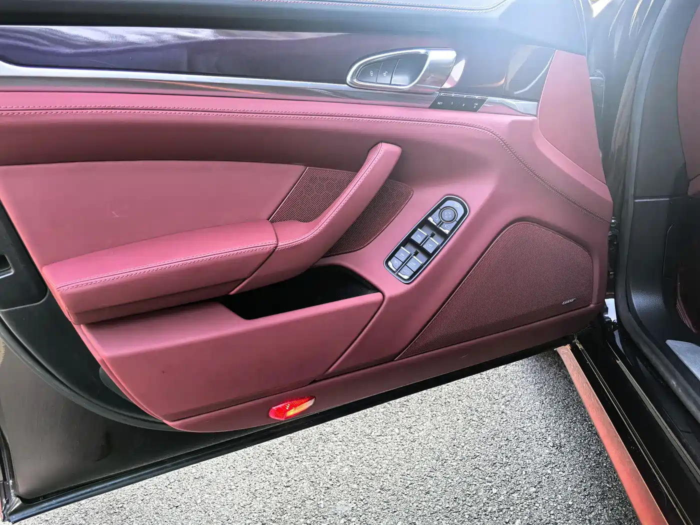 Porsche Panamera 2014 Panamera 3.0T фото 9