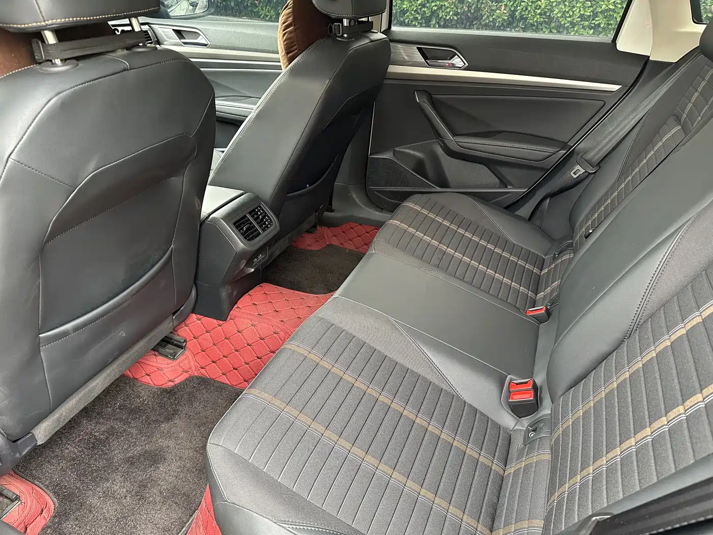 Volkswagen Lavida 2022 1.5L Auto Comfort Edition фото 10
