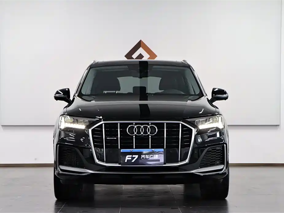 Audi Q7 2020 55 TFSI quattro S line Sport фото 2