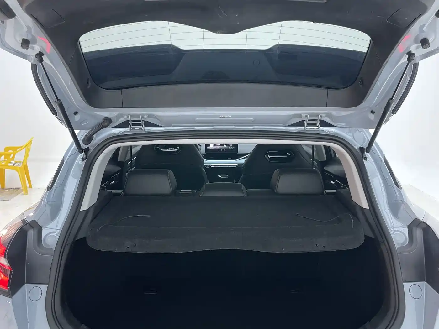 Geely Emgrand S 2024 2022 1.4T CVT Crossover Player