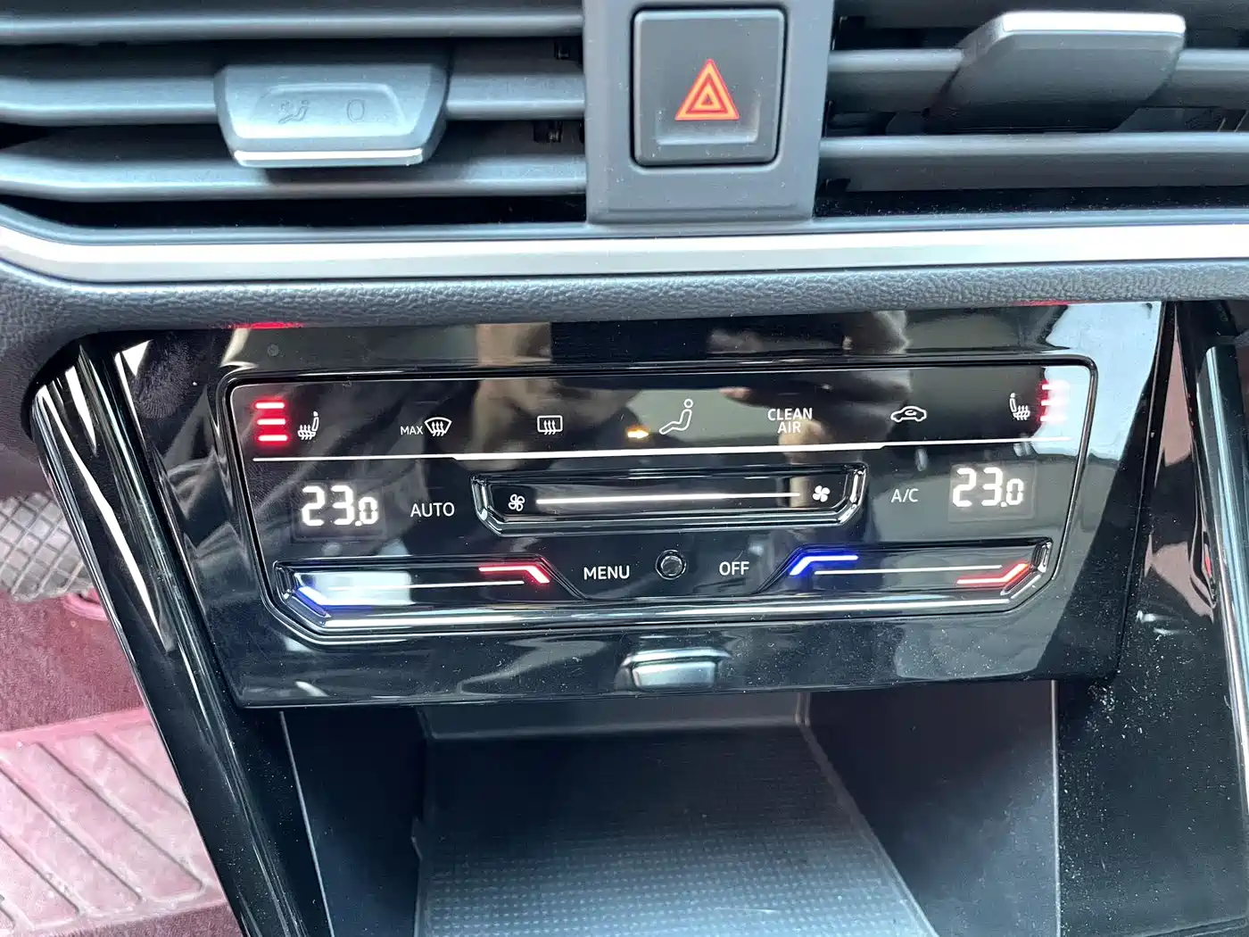 Volkswagen Tayron 2023 280TSI 2WD Luxury Plus Advanced Edition фото 19