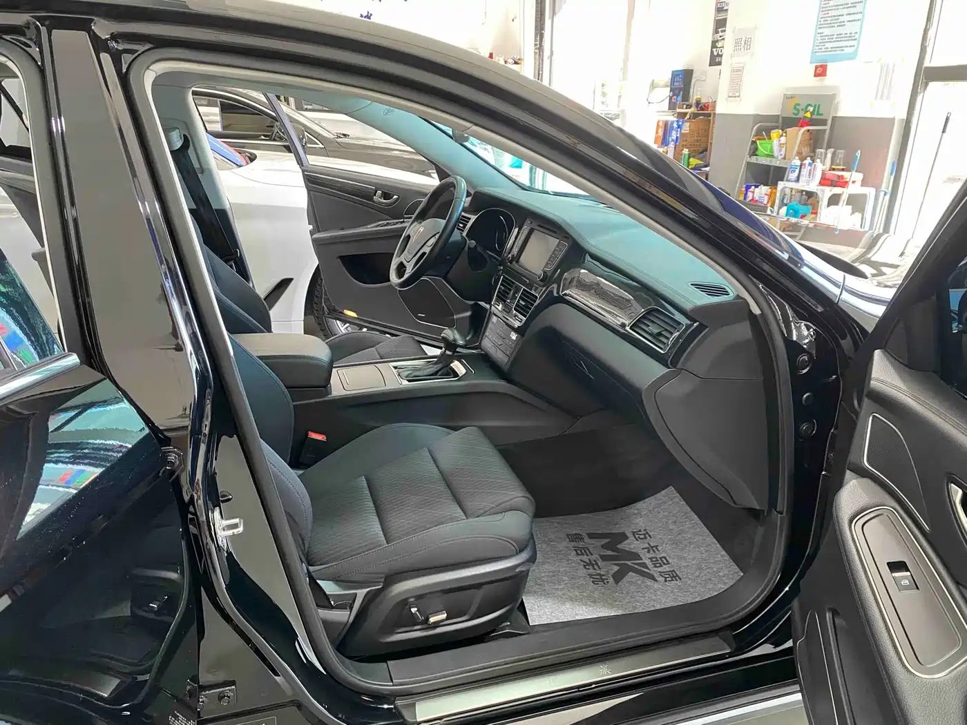 Hongqi H7 2020 2019 1.8T Comfort Edition