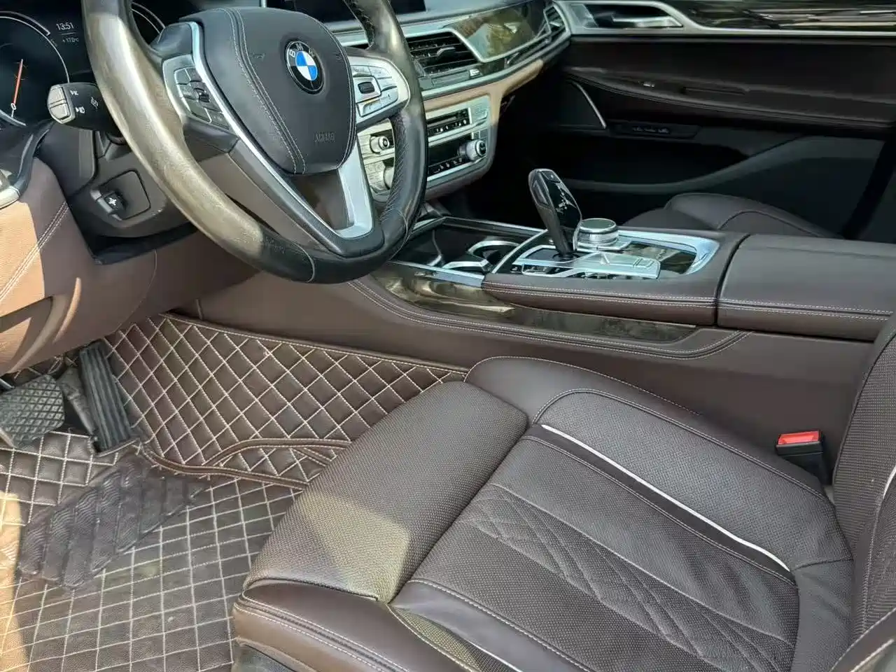 BMW 7 Series 2018 730Li Premium Type Excellence Package фото 4