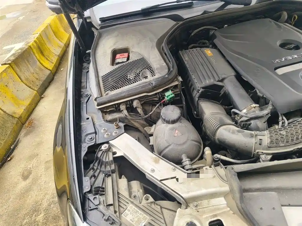 Mercedes-Benz E-Class New Energy 2022 Facelift E 350 e L Plug-in Hybrid Sedan фото 21