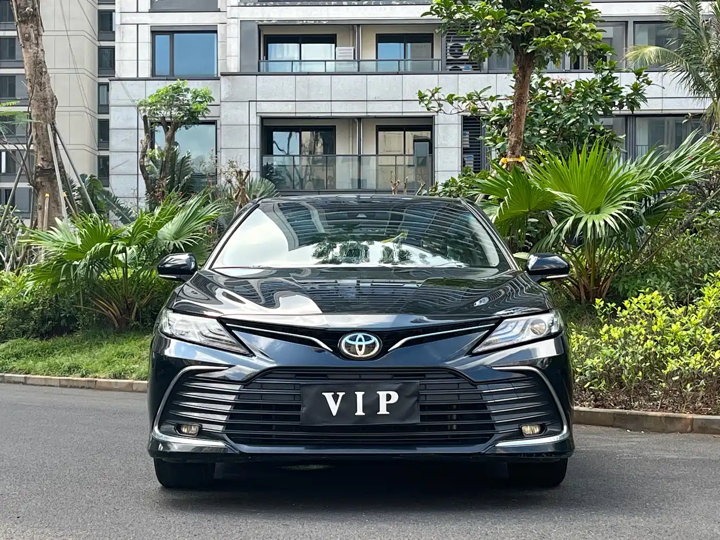 Toyota Camry 2023 2.0G Luxury Edition фото 11