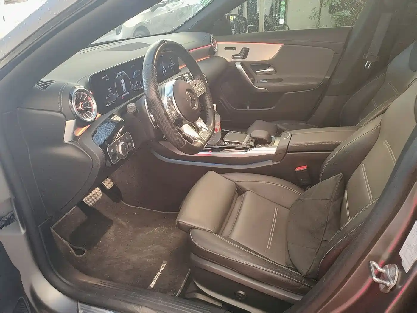 Mercedes-Benz CLA AMG 2023 AMG CLA 35 4MATIC фото 4