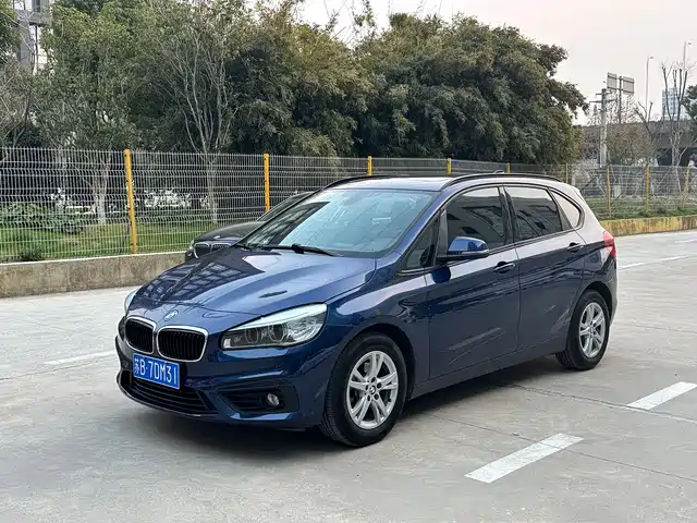 BMW 2 SERIES STATION WAGON