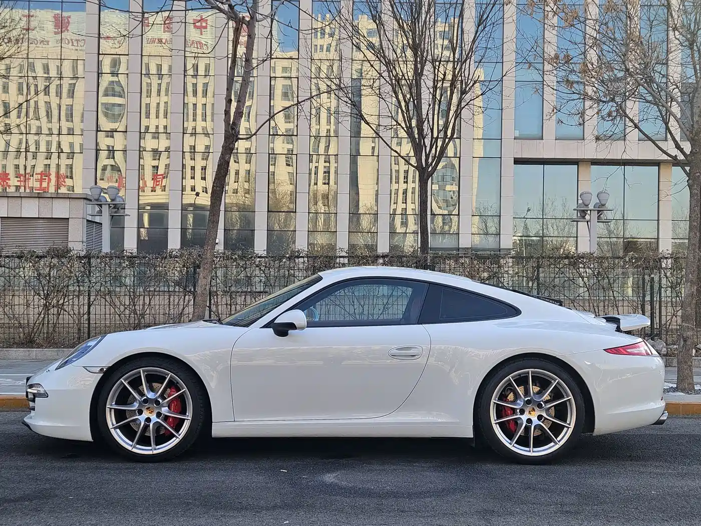 Porsche 911 2012 Carrera S 3.8L фото 2