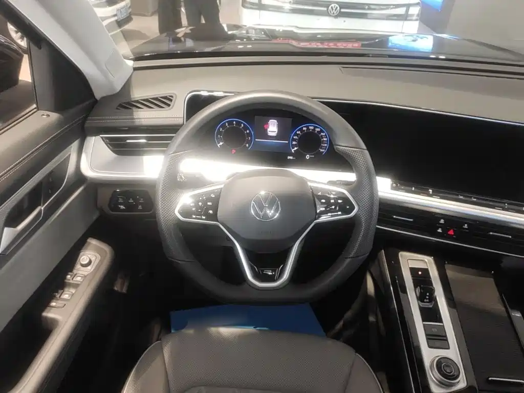 Photo 11 - Volkswagen Talagon
