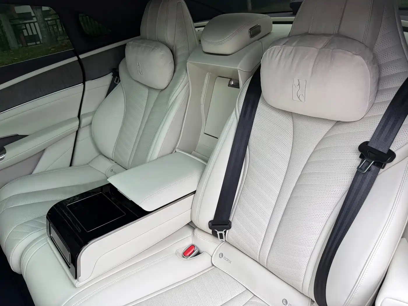Yangwang U7 2026 2025 Model PHEV 5-Seat Luxury