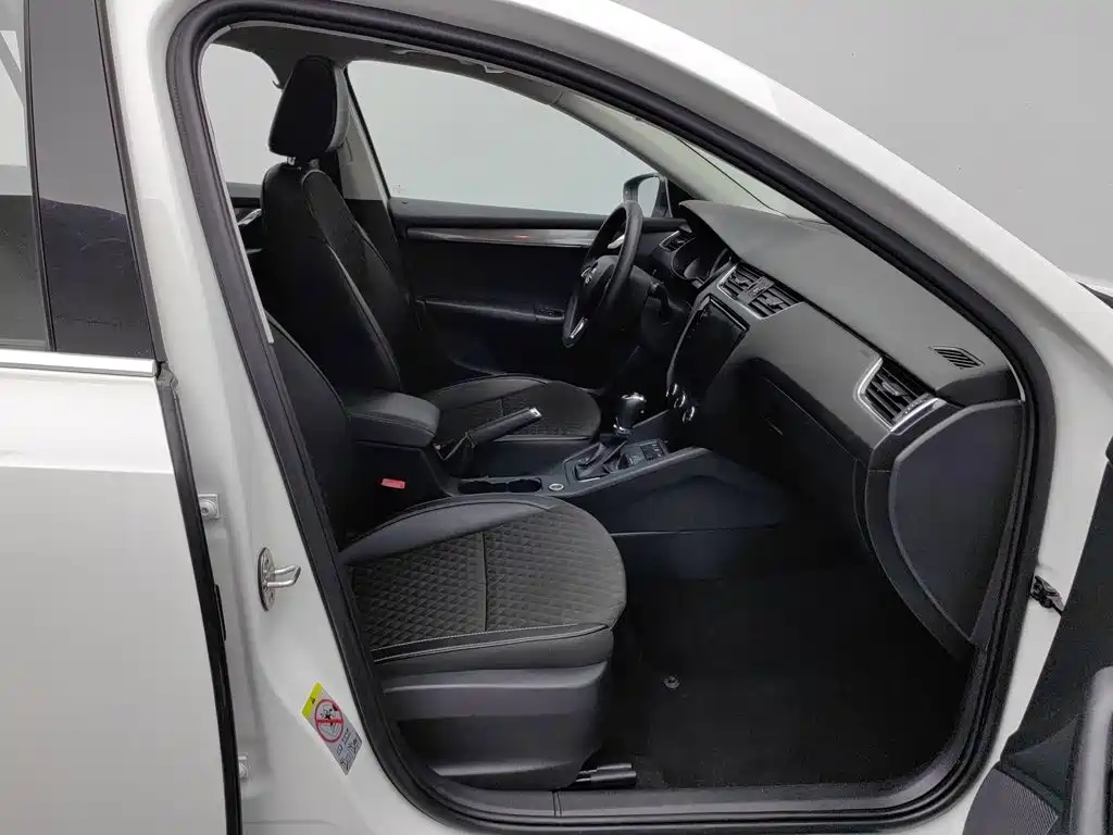صورة 23 - Škoda Octavia