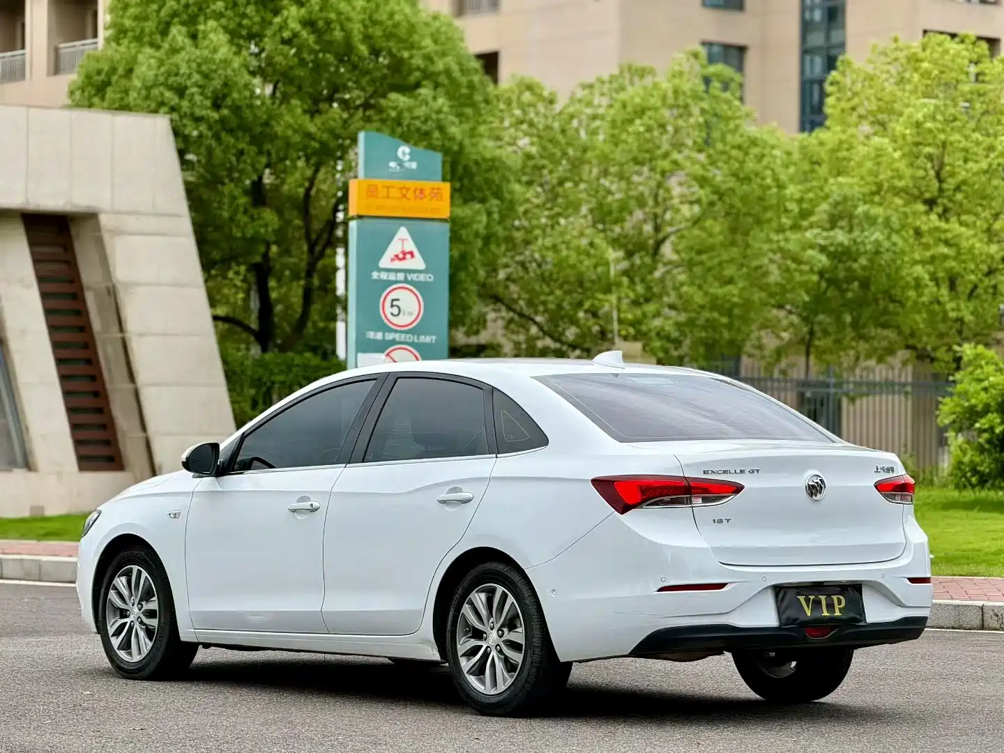 Фото 7 - Buick Excelle
