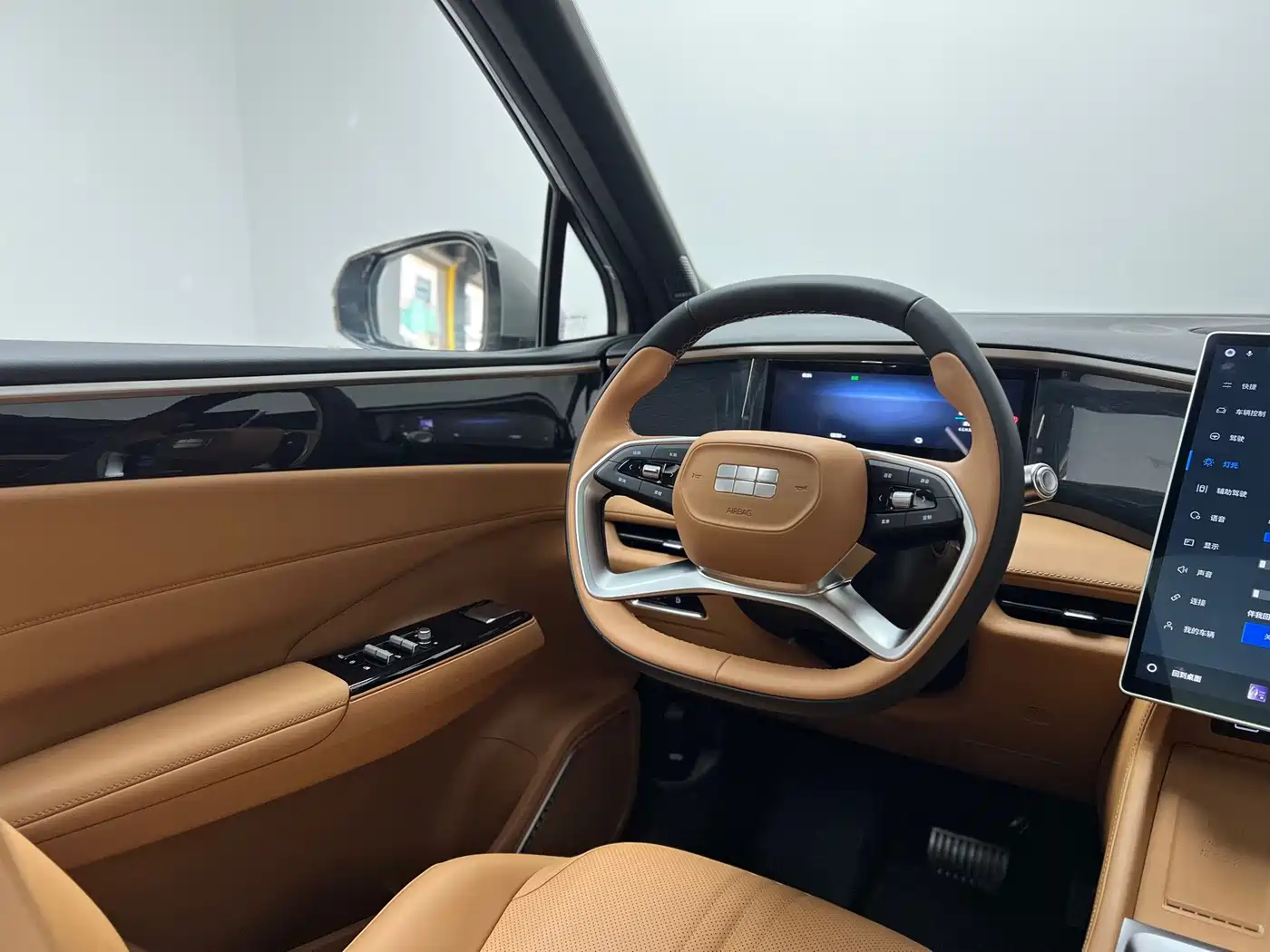 Geely Galaxy Galaxy L7 2025 2025 EM-i 115km Explorer Edition