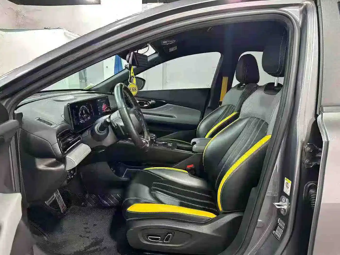 GAC Trumpchi Trumpchi Emkoo 2021 270T DCT J15 Edition фото 4