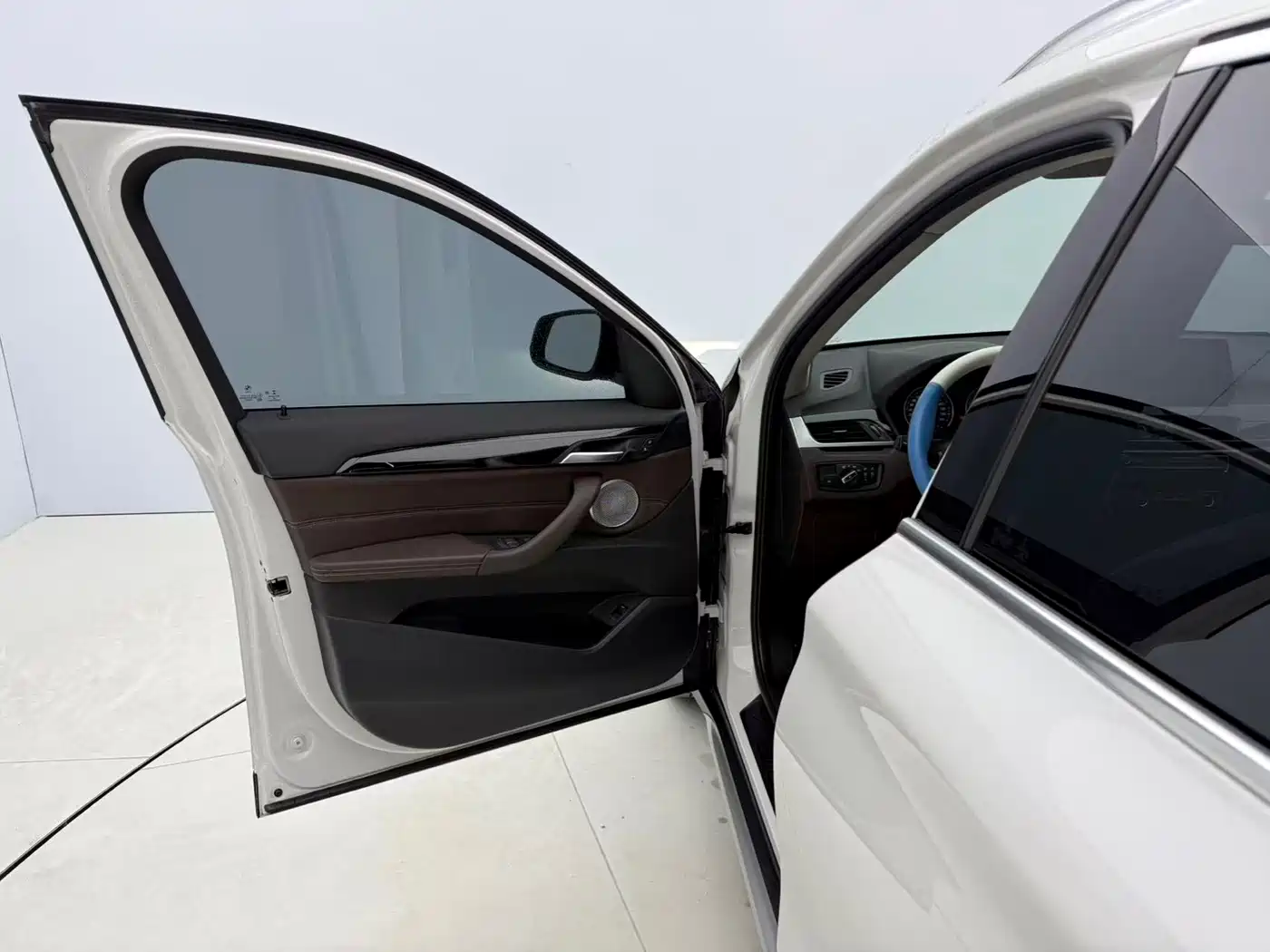 BMW X1 2022 sDrive20Li Fashion фото 20