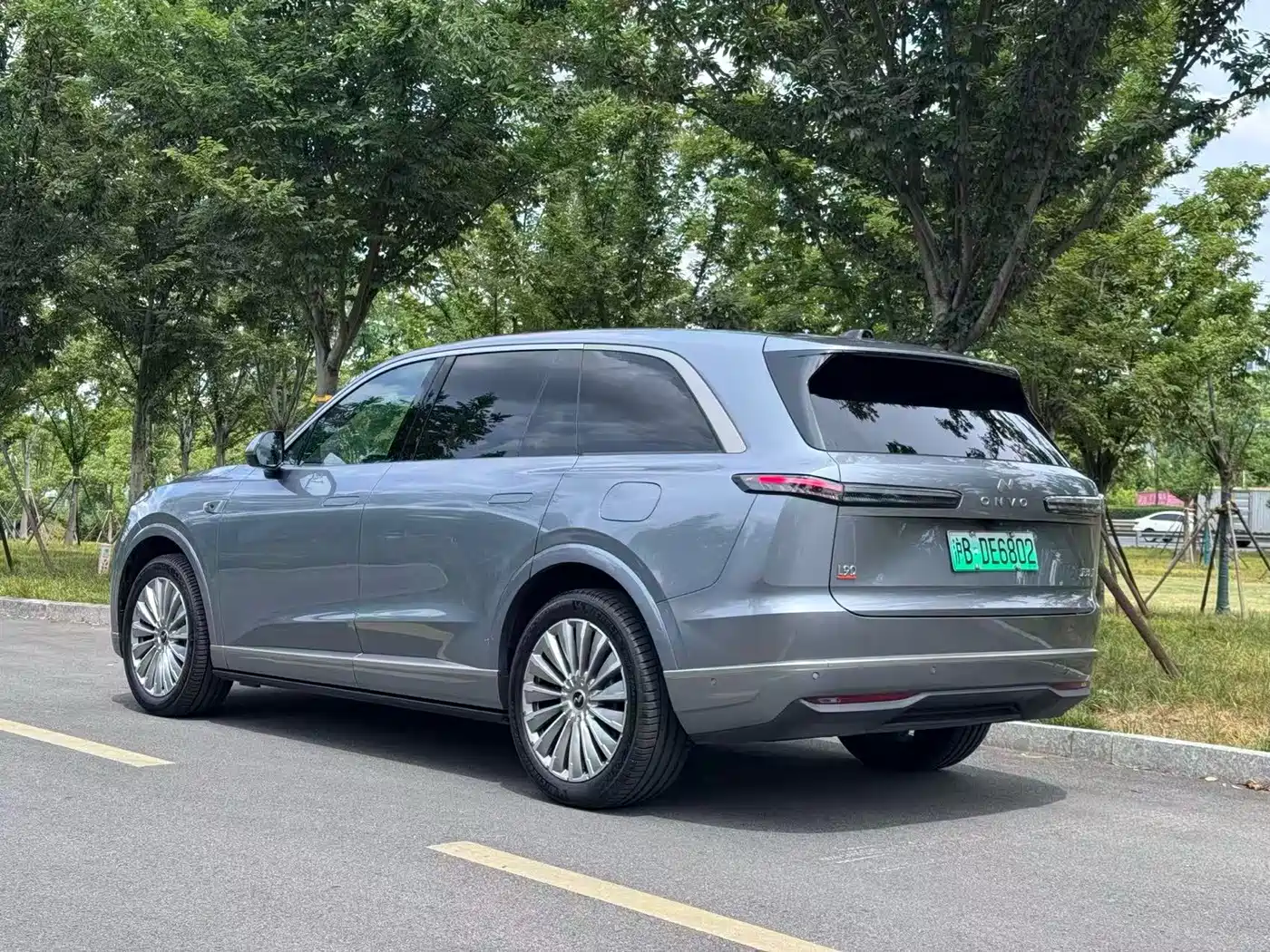 Ledao L90 2025 2025 AWD Base Model