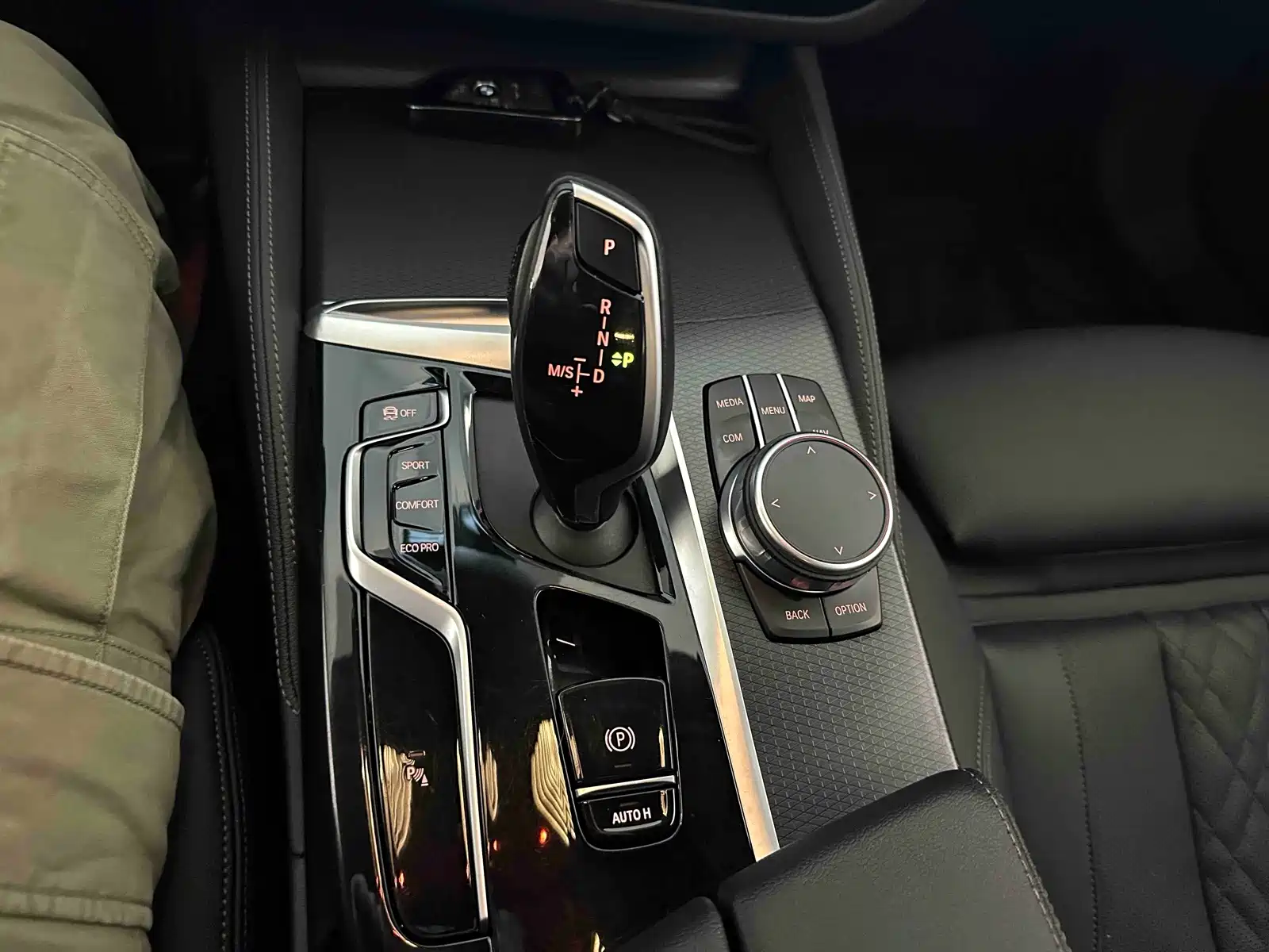 Фото 8 - BMW 5 Series (Import)
