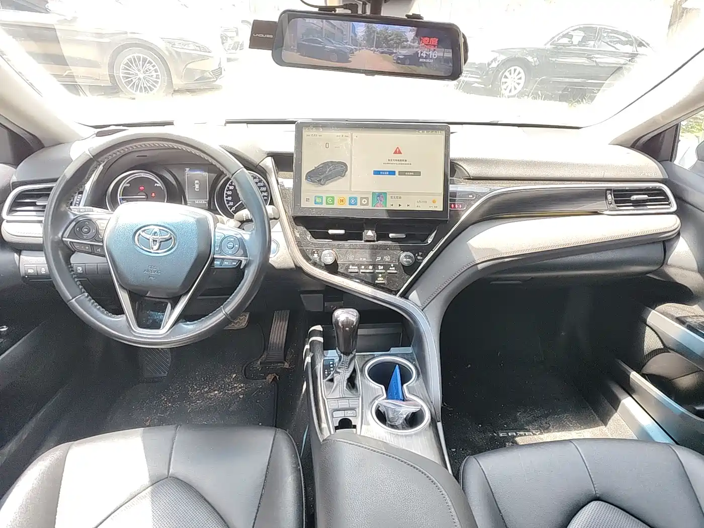 Toyota Camry 2021 Hybrid 2.5HGVP Leading Edition фото 9