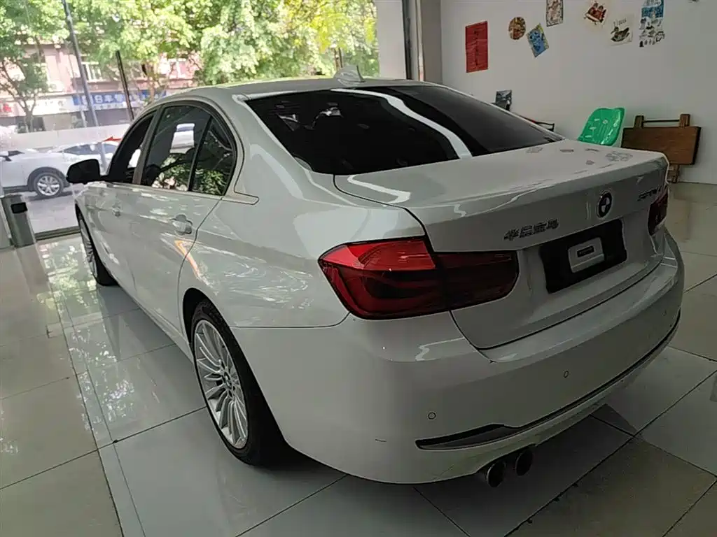 BMW 3 Series 2018 320Li Fashion Style фото 5