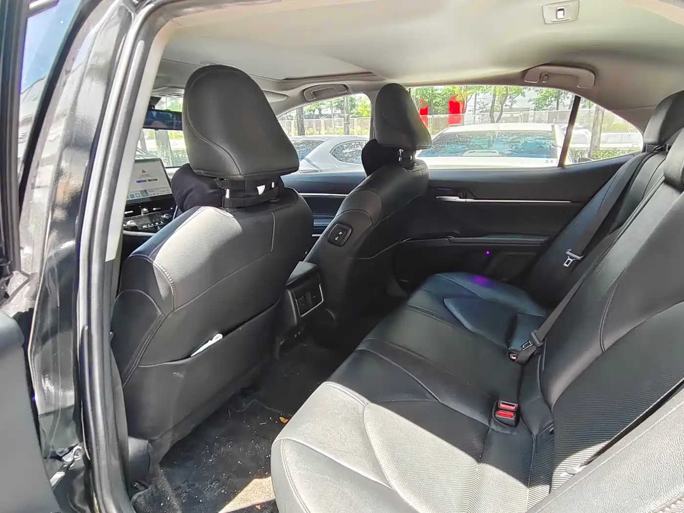 Toyota Camry 2021 Hybrid 2.5HGVP Leading Edition фото 8