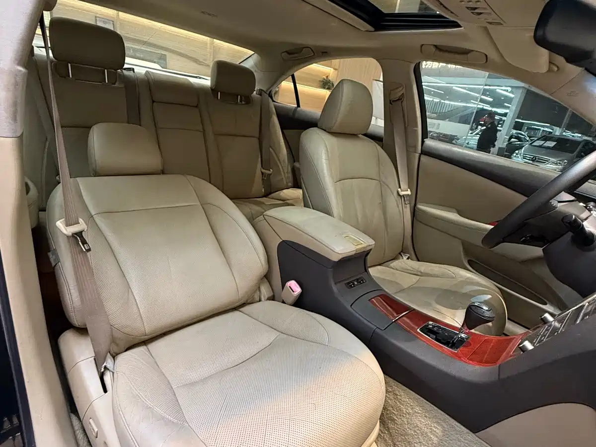 Lexus ES 2010 350 Luxury Edition фото 22