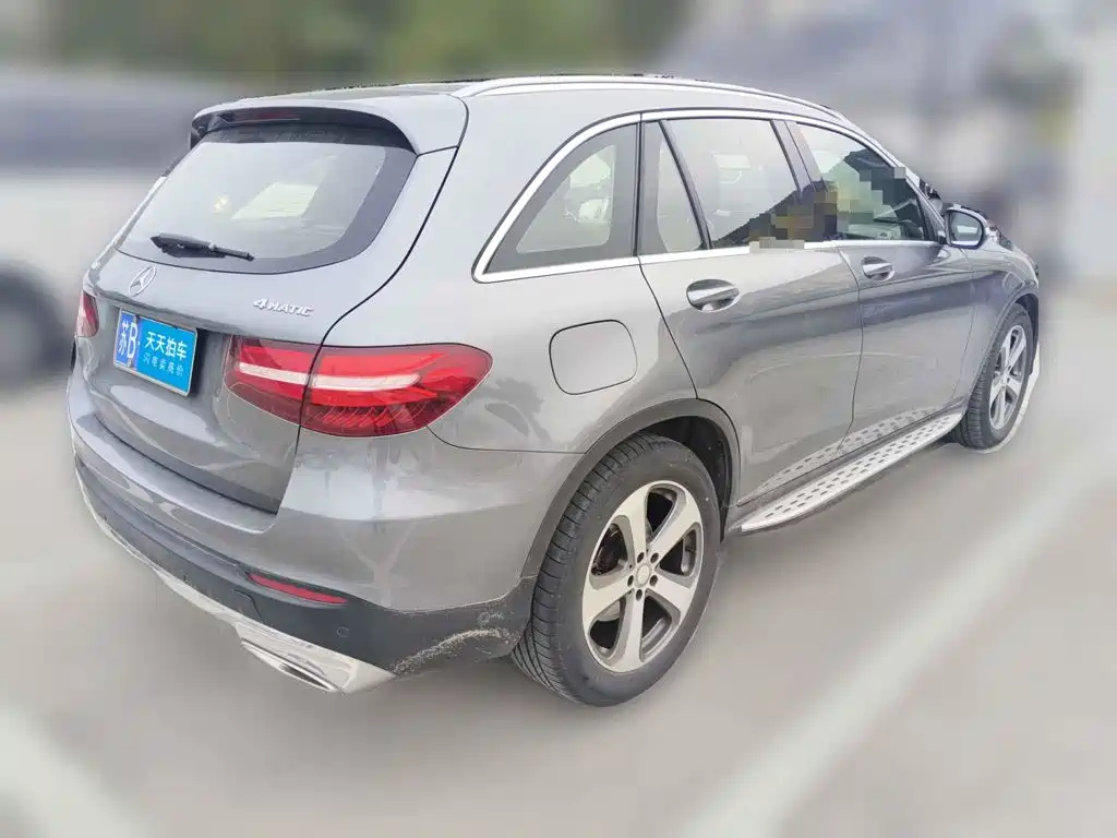 Фото 2 - Mercedes-Benz GLC