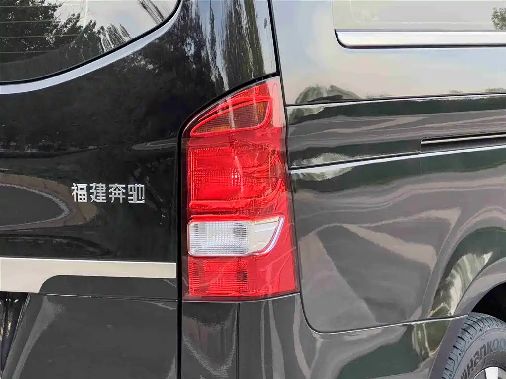 Mercedes-Benz Vito 2021 2.0T Elite 7-Seater фото 17