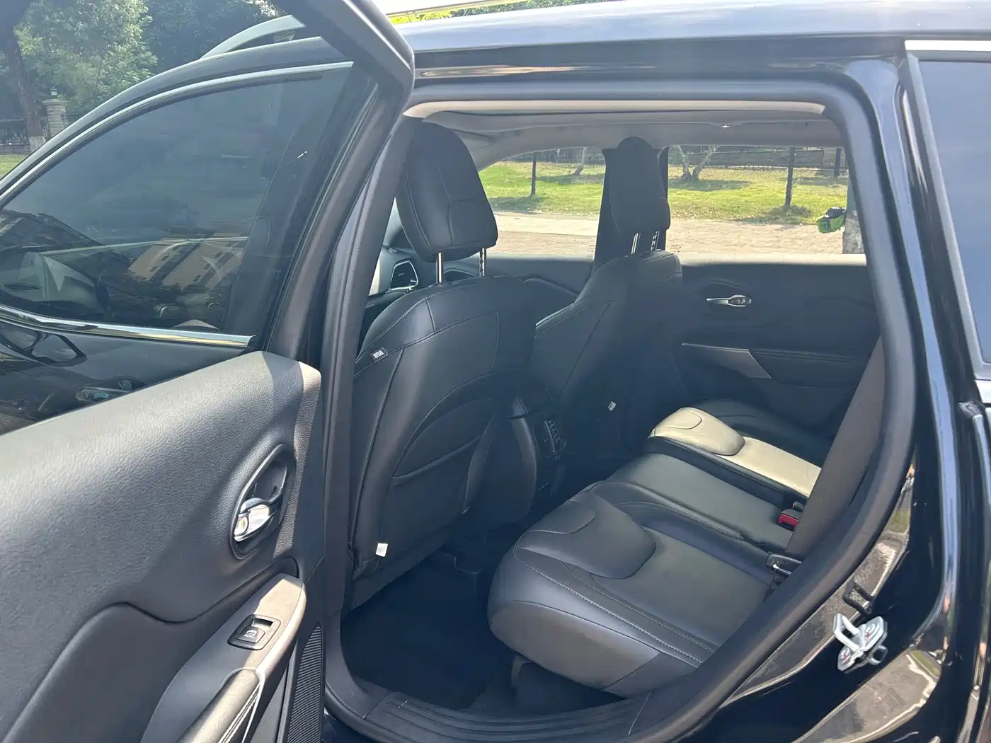 Jeep Cherokee 2021 2020 2.0T 2WD Leading Edition