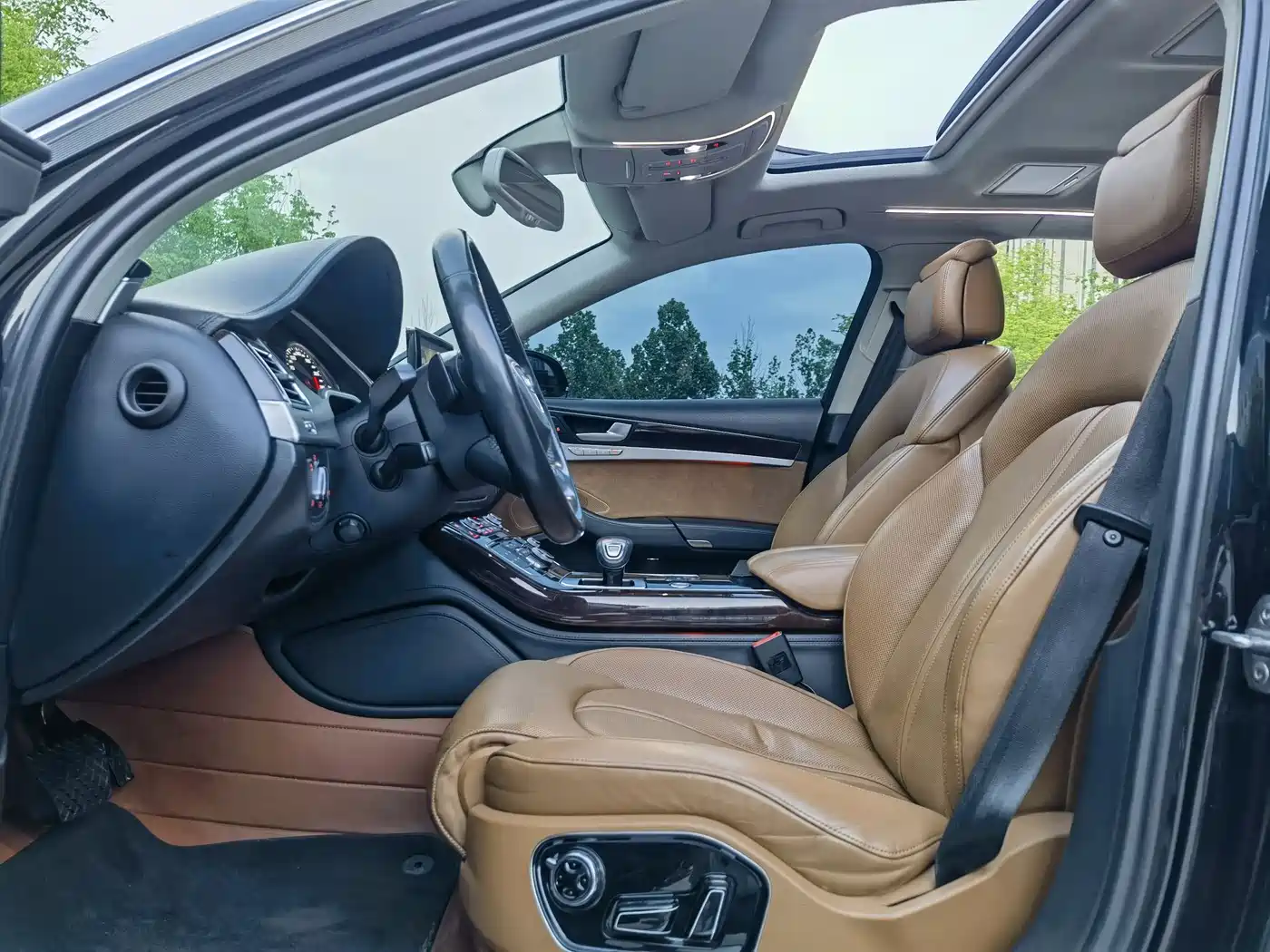Audi A8 2014 A8L 45 TFSI quattro Luxury фото 10