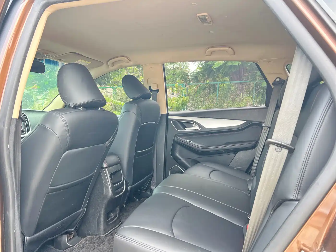 Baojun 560 2017 2016 1.5T Manual Comfort