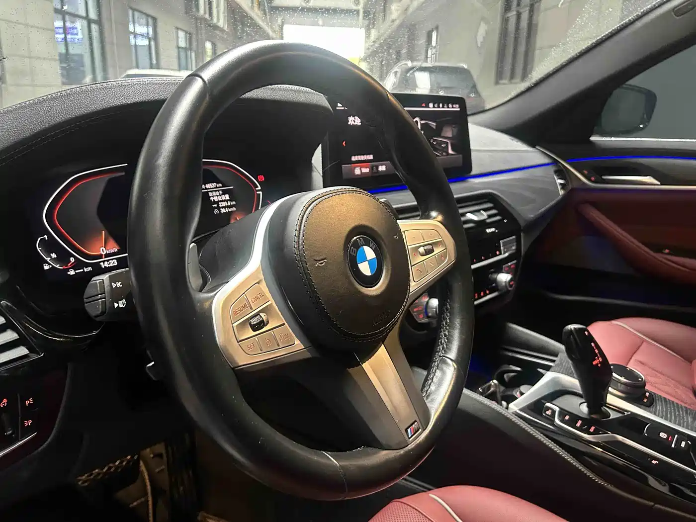 BMW 5 Series 2023 530Li Leading M Sport Package фото 8