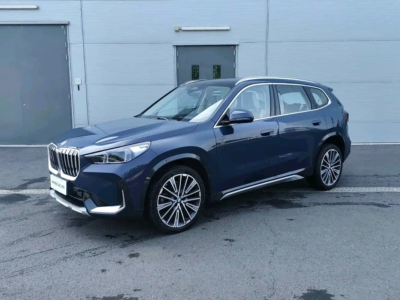 Photo 1 - BMW X1